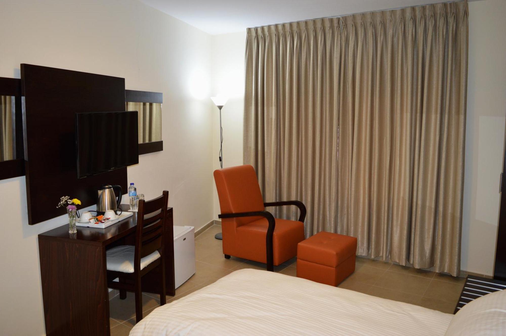 Taybeh Golden Hotel 라말라 객실 사진