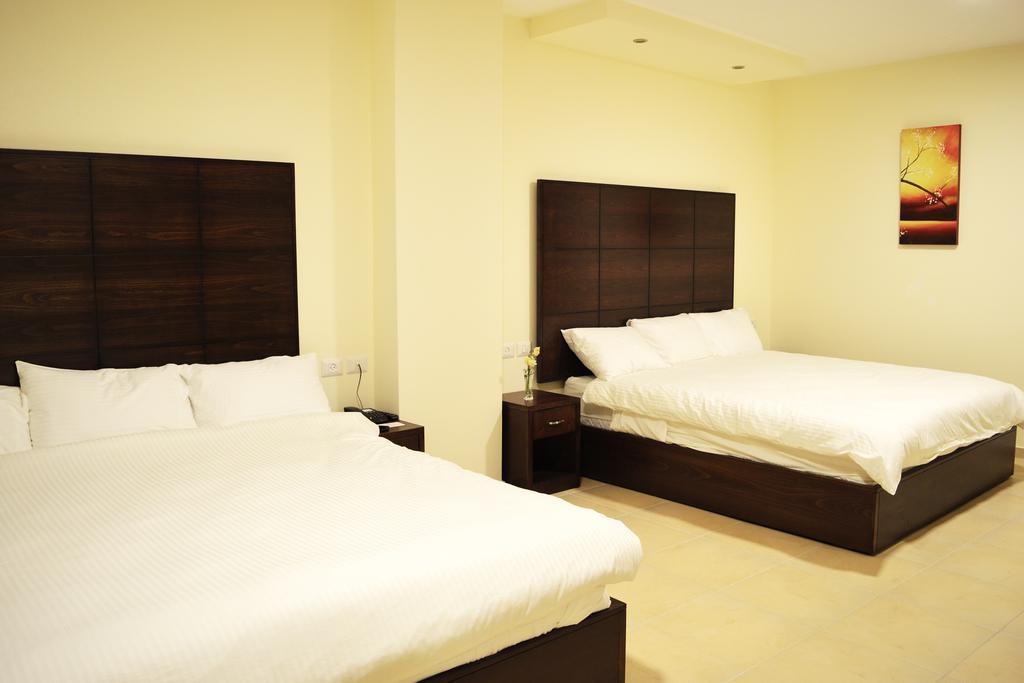 Taybeh Golden Hotel 라말라 외부 사진