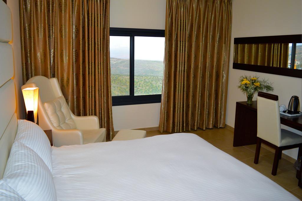 Taybeh Golden Hotel 라말라 외부 사진